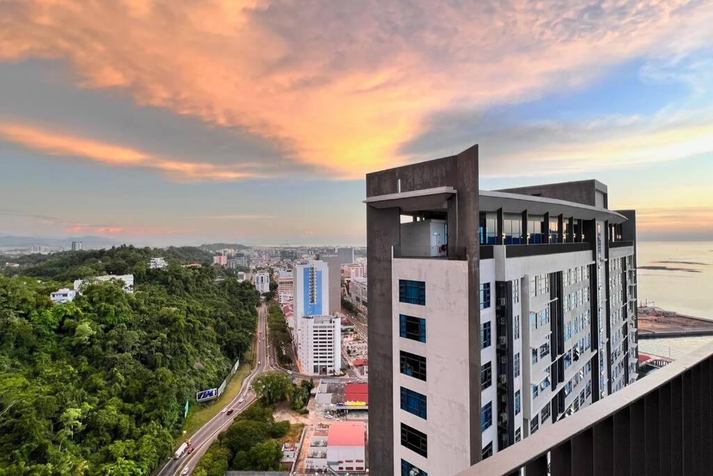 Jq Jesselton Quay Little Angel New Cityseaview Lv29 Netflix 6pax * Kota Kinabalu