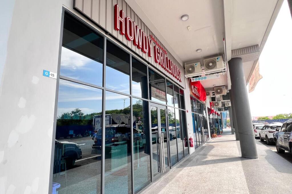 Pangsapuri Jq Jesselton Quay Little Angel New Cityseaview Lv29 Netflix 6pax Kota Kinabalu