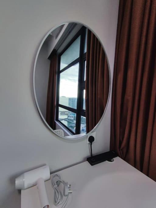 Jq Jesselton Quay Little Angel New Cityseaview Lv29 Netflix 6pax Kota Kinabalu
